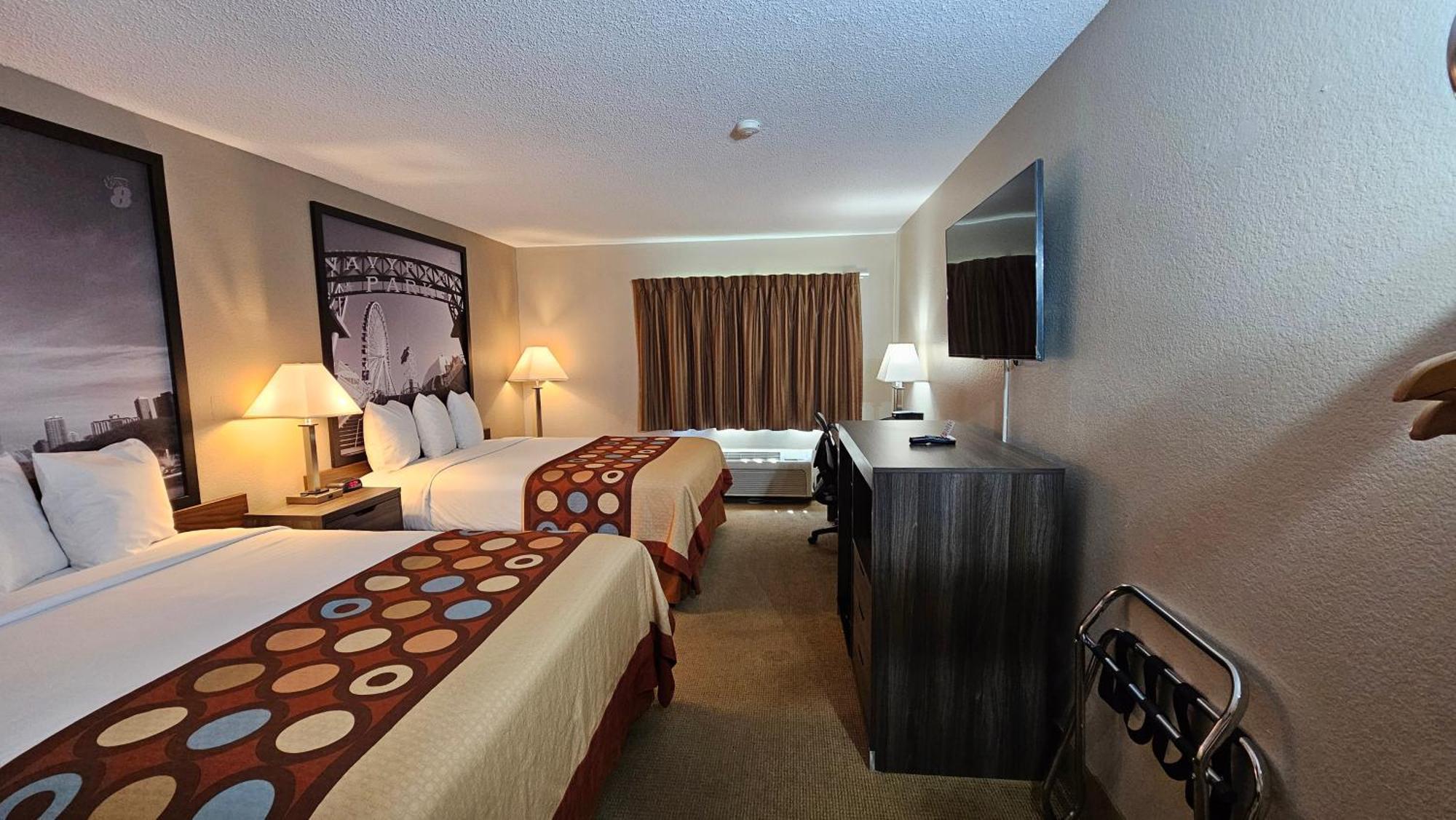 Super 8 By Wyndham Elgin Hotel Luaran gambar