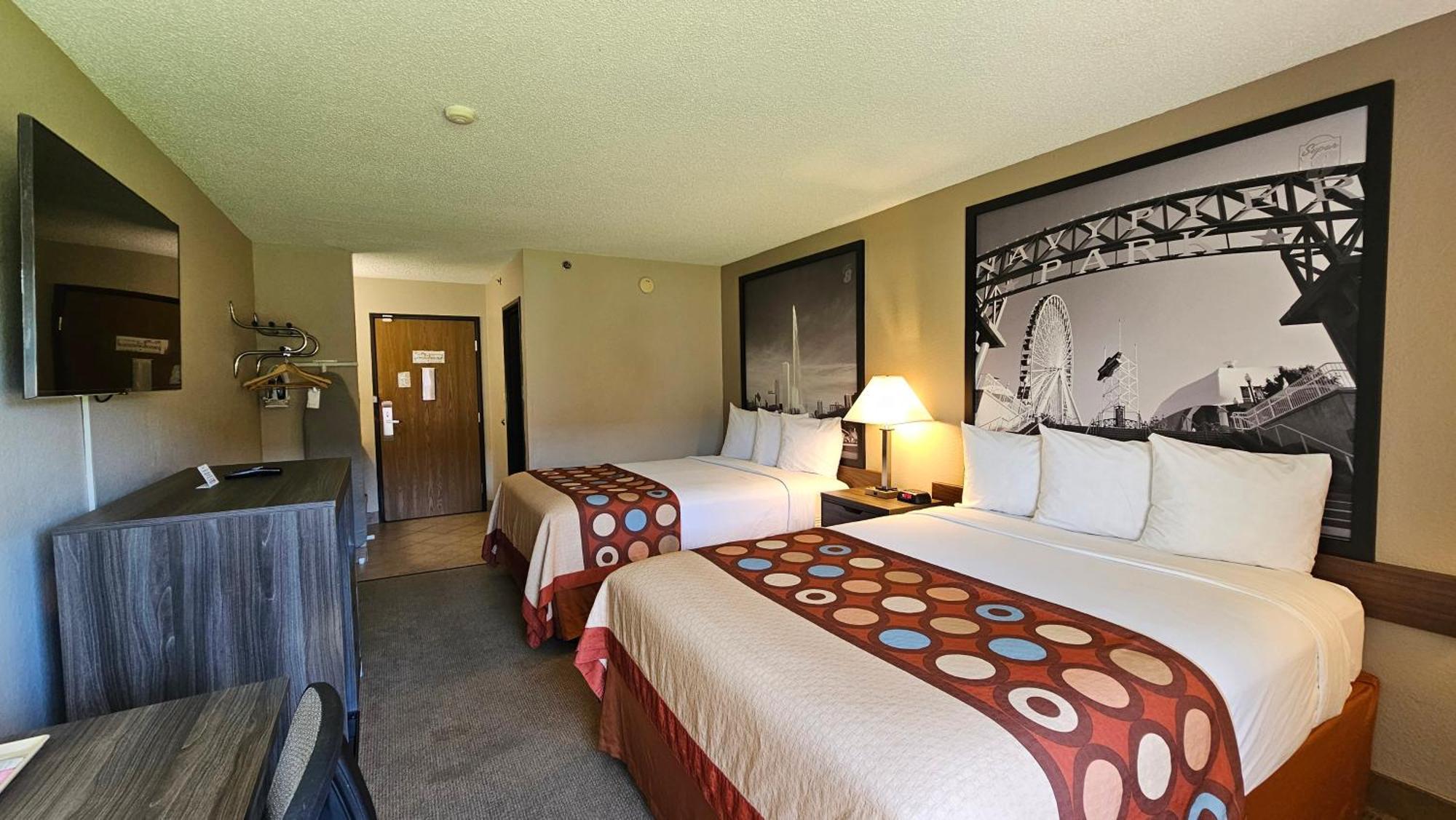 Super 8 By Wyndham Elgin Hotel Luaran gambar